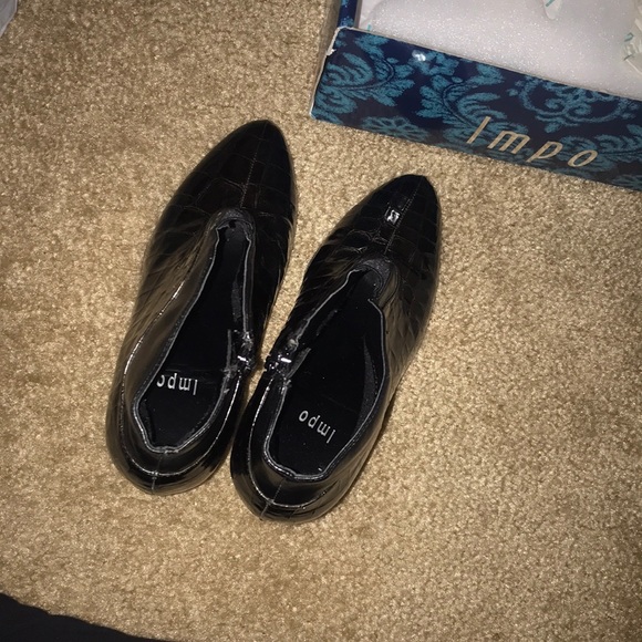 Booties - Picture 4 of 4